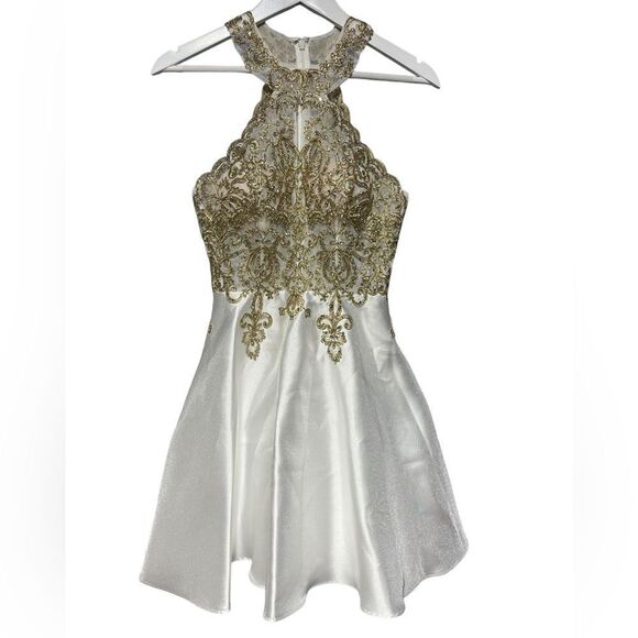 Xscape Embellished Embroidered Mikado Party Dress White Gold Size 2 EUC - Picture 3 of 15